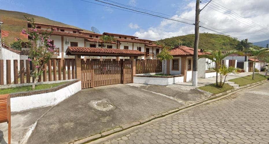 Litoral Norte - Caraguatatuba - Sobrado Com Piscina Em Condominio Fechado Bagian luar foto